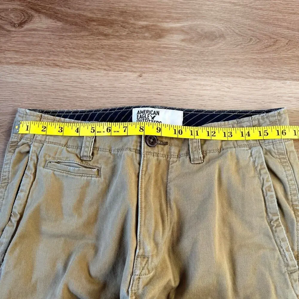 American Eagle Outfitters Khaki Pants Men’s 32x30 Straight Leg Cotton Chinos